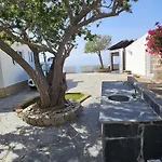 Cool 4-bedroom With Sea Views Tijoco de Abajo